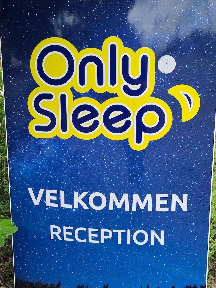 Hotel Onlysleep Trafikcenter à Slagelse Extérieur photo